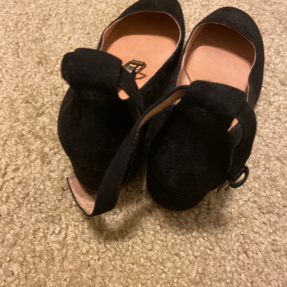 Madewell Suede black stripe ankle pumps